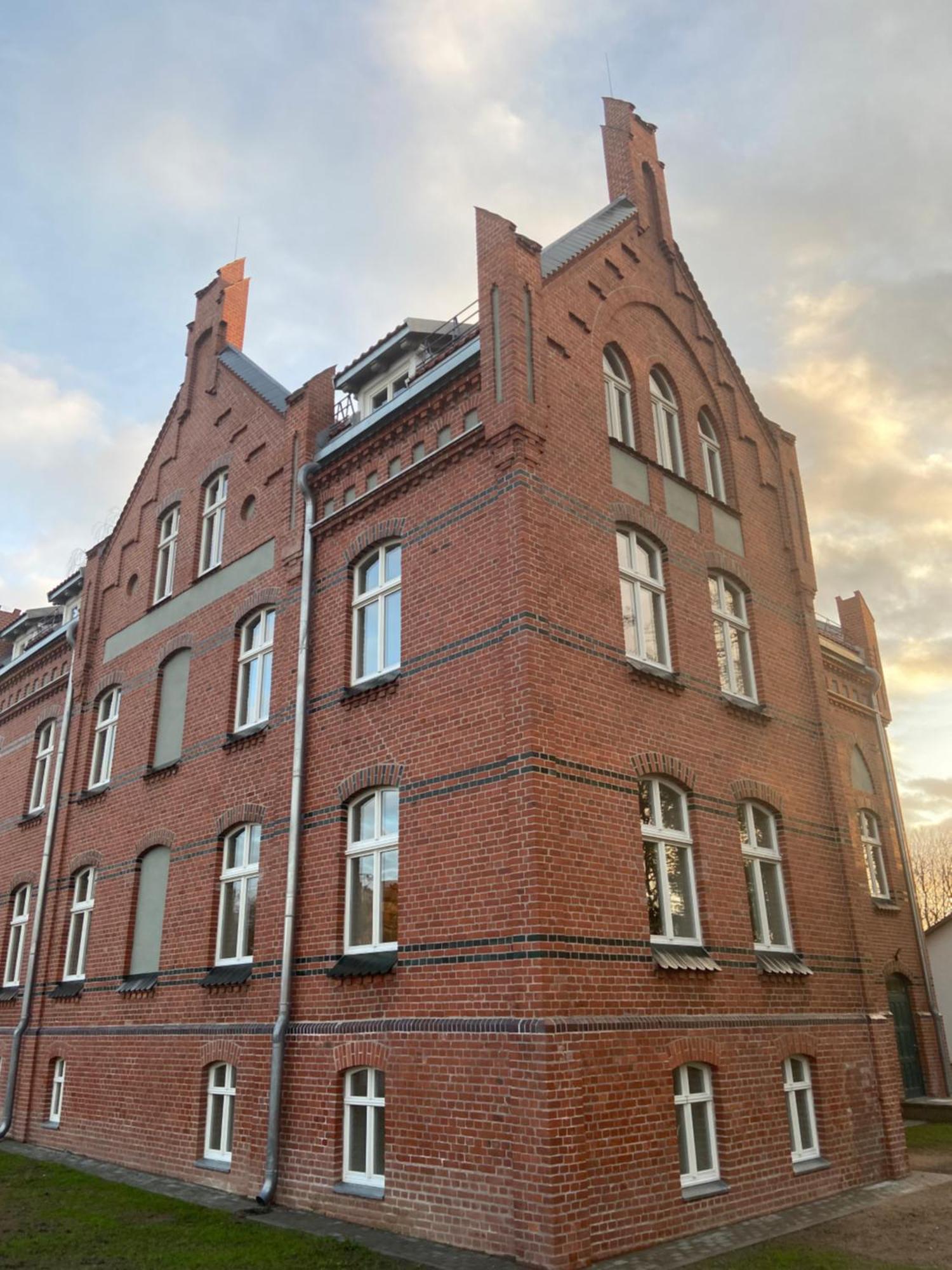 Eglute Hotel Silute Exterior photo
